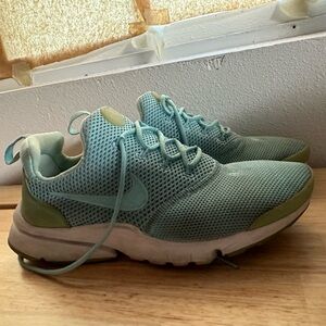 Nike presto fly mint green youth